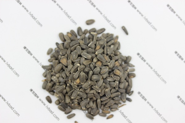 <a href='http:///caohuazhongzi/1057.html' target='_blank'>觀賞向日葵種子</a>